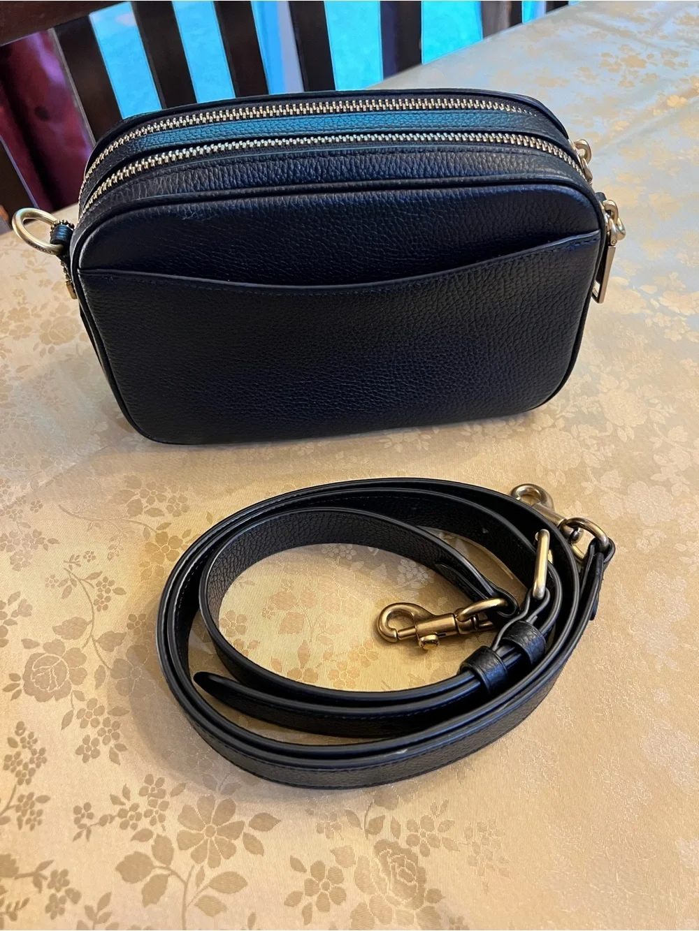 Coach Black Pebbled Leather Crossbody with Gold Turnlock; Small crossbody
